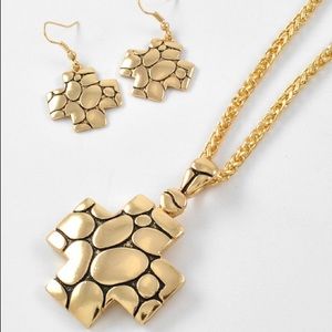 Pebbles Large Square Cross Chain Necklace Earrings